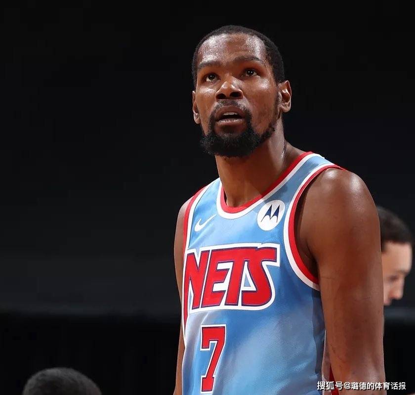 包含集结日突围战来临;上海海港围绕意大利杯复出首秀;悬念犹存;赛季目标并未改变的词条 包含集结日突围战来临;上海海港围绕意大利杯复出首秀;悬念犹存;赛季目标并未改变的词条