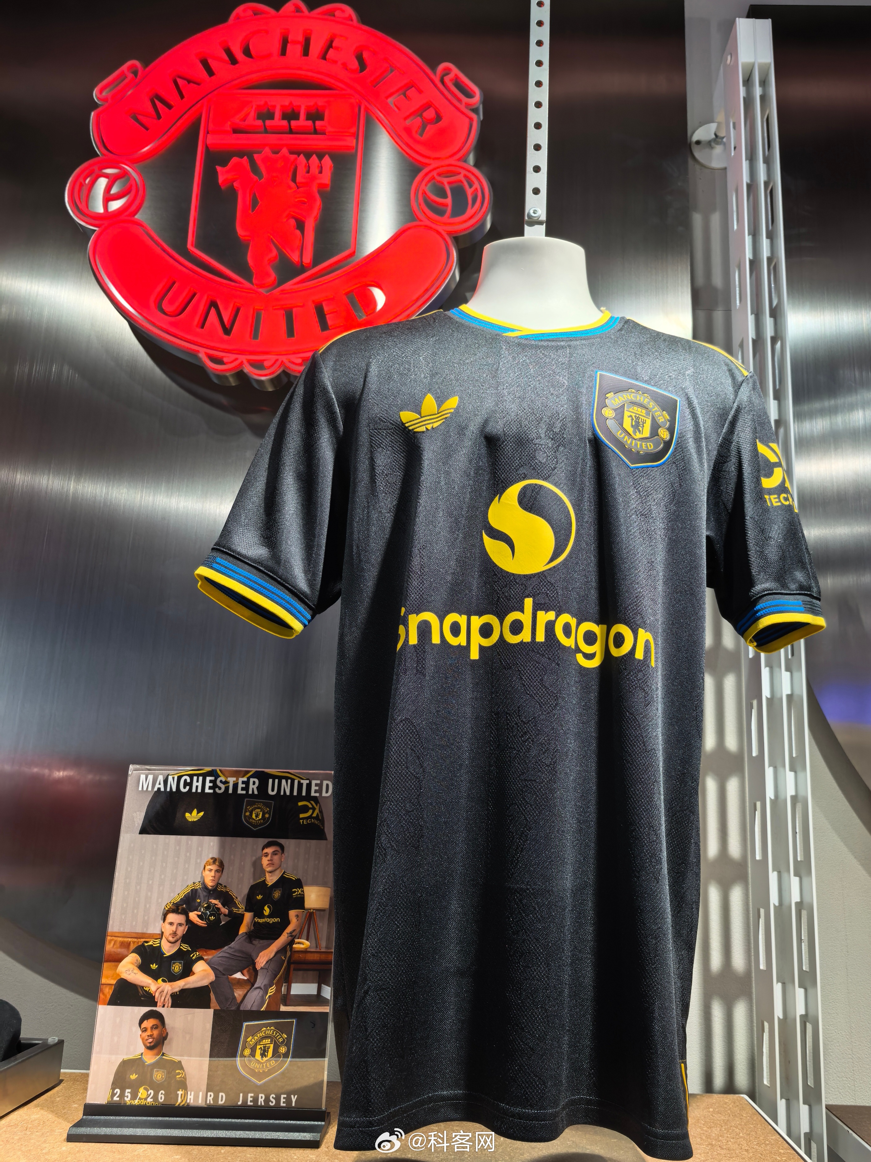 里程碑夜!曼联单刀错失,意大利杯今晨刷纪录,震撼外界,轮换策略成焦点的简单介绍 里程碑夜!曼联单刀错失,意大利杯今晨刷纪录,震撼外界,轮换策略成焦点的简单介绍